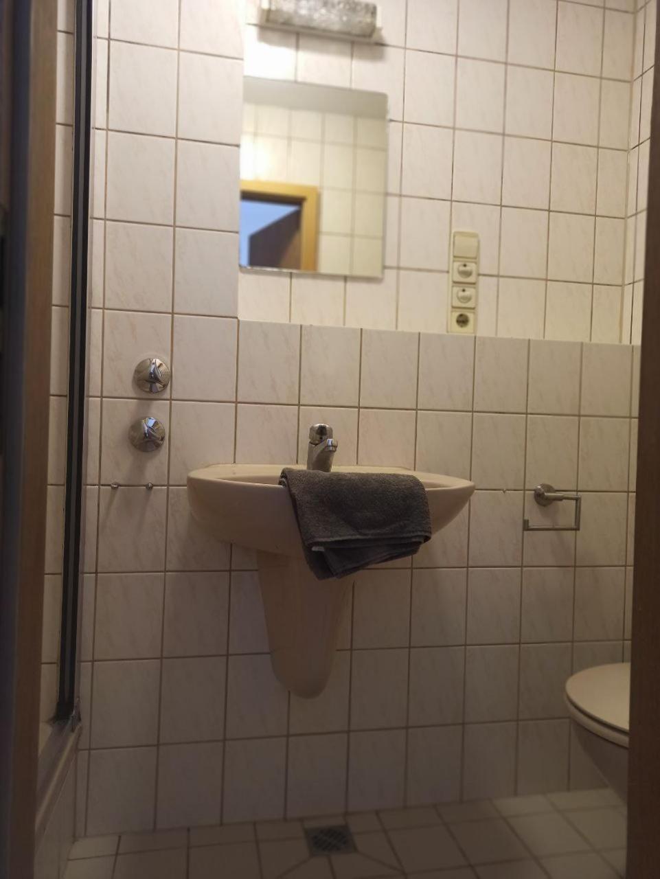 Monteurzimmer - Waldbronn Kültér fotó